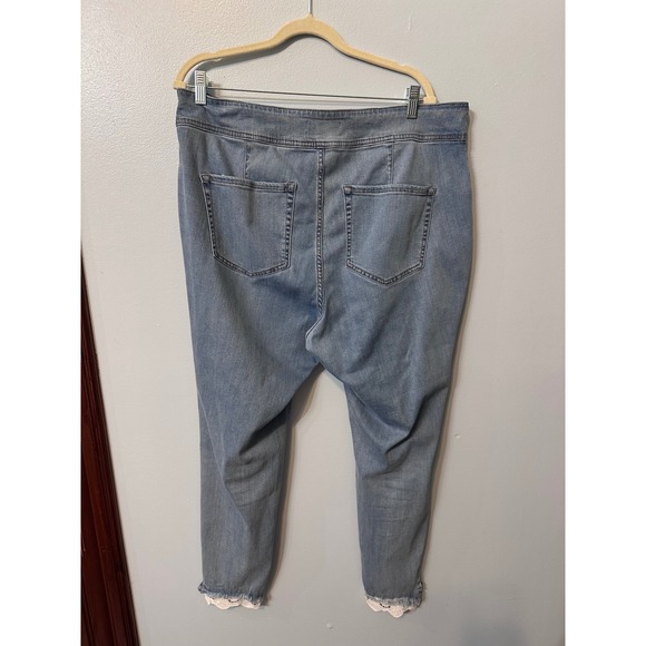 Lane Bryant High Rise Flex Magic Waistband Lace Hem Jeggings Light Wash 18 - Picture 2 of 10